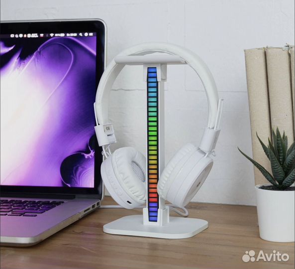 Подставка-держатель для наушников с подсветкой RGB