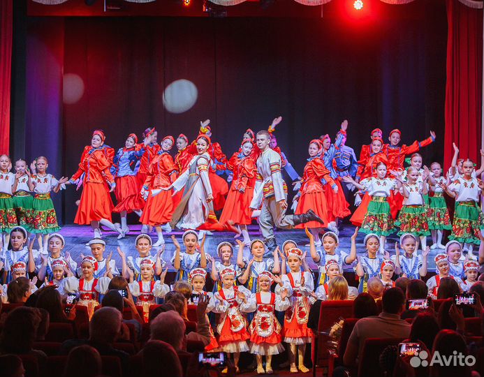 Пошив и дизайн костюмов для коллективов