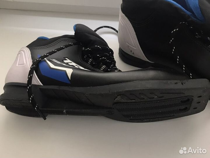 Лыжные ботинки 39 размер