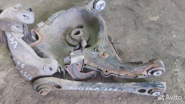 Рычаг задний левый нижний Audi A6 4F/C6 4F2/C6