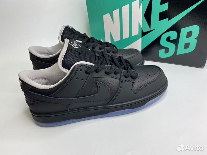 Кроссовки Nike SB Dunk Low