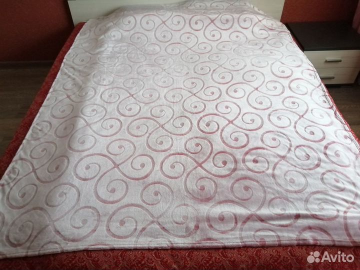 Продаётся плед