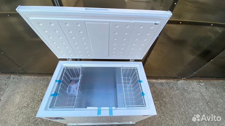 Морозильный ларь 249 литров