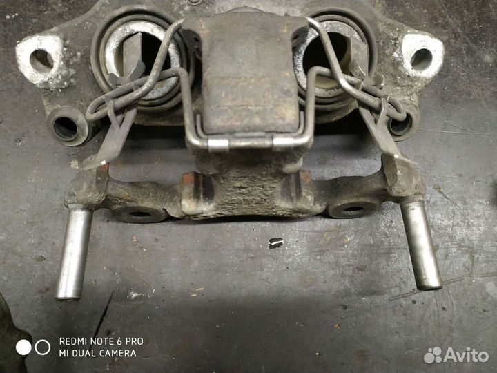 Тормозной суппорт audi