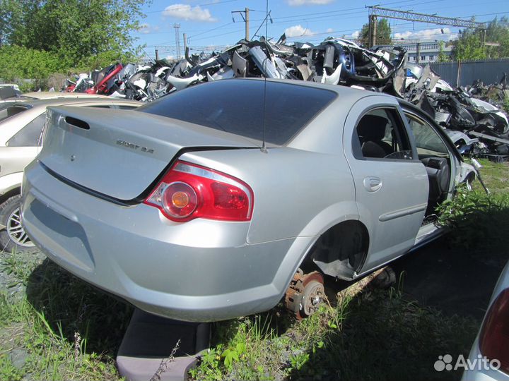 Дверь передняя задняя левая Volga Siber