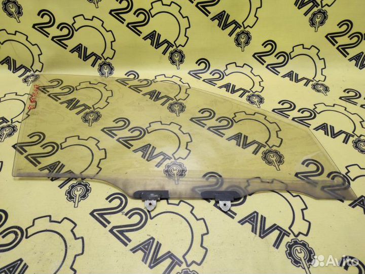 Стекло переднее правое Toyota Corona ST191 3S-FE