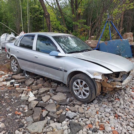Салон, запчасти Opel Vectra b 1998