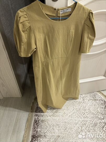 Платье от gloria jeans, размер M