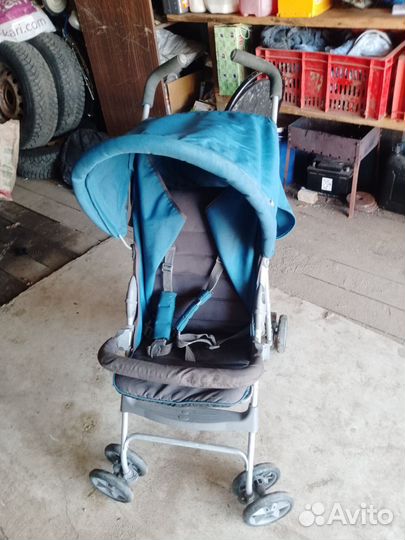 Прогулочная коляска