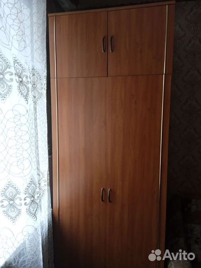 Шкаф