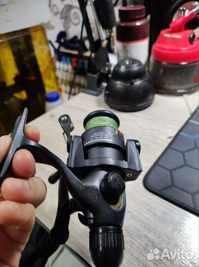 Катушка рыболовная 2000 с плетёнкой