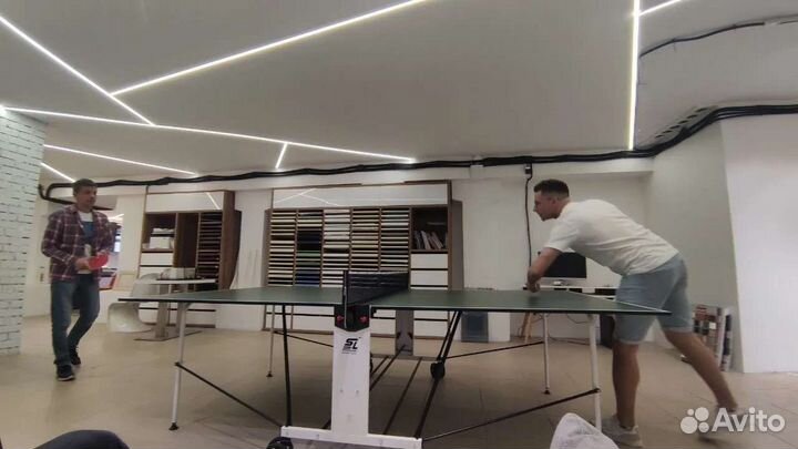 Стол для настольного тенниса