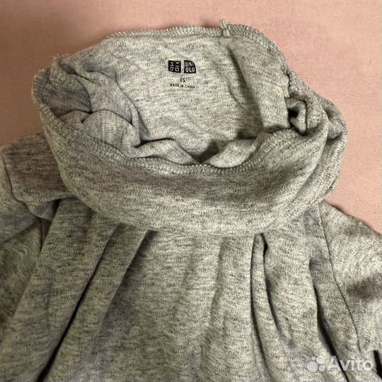 Водолазка мужская uniqlo XS