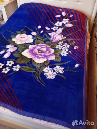 Плед/покрывало/одеяло 1,5 х 2 Новый