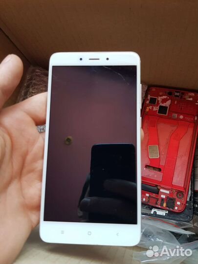 Запчасти с разбора Samsung, Xiaomi, Honor