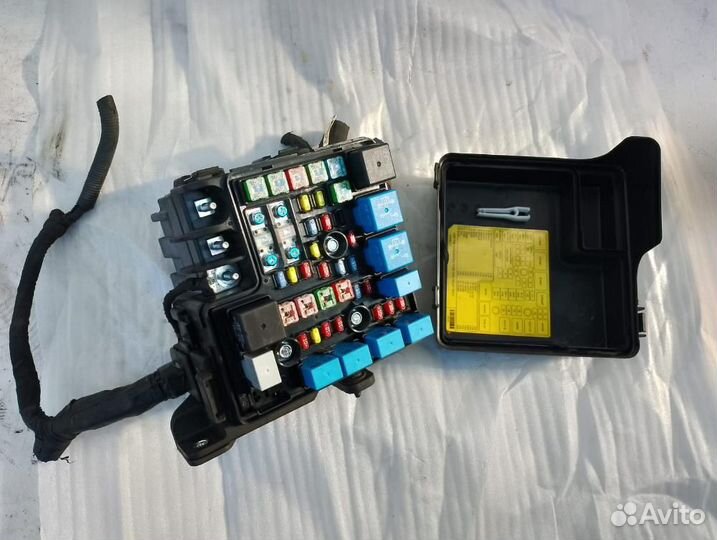 Блок предохранителей Kia Ceed