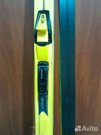 Беговые лыжи комплект