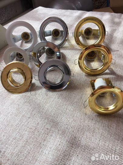 Светильник точечный