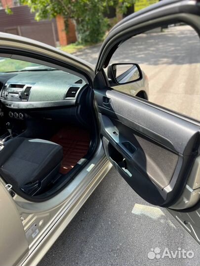 Mitsubishi Lancer 1.5 AT, 2011, 160 000 км