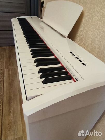Цифровое пианино