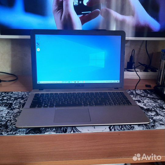 Продам ноутбук asus VivoBook