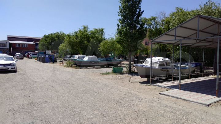 Комната 24 м² в 1-к., 1/2 эт.