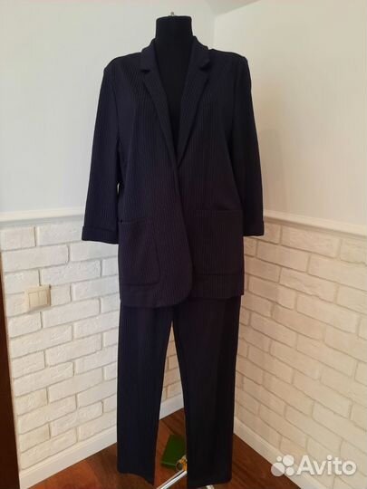 Брючный костюм женский 48-50,50-52
