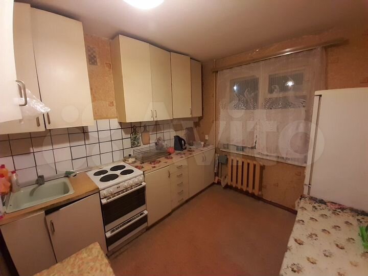 Комната 14 м² в 4-к., 1/5 эт.