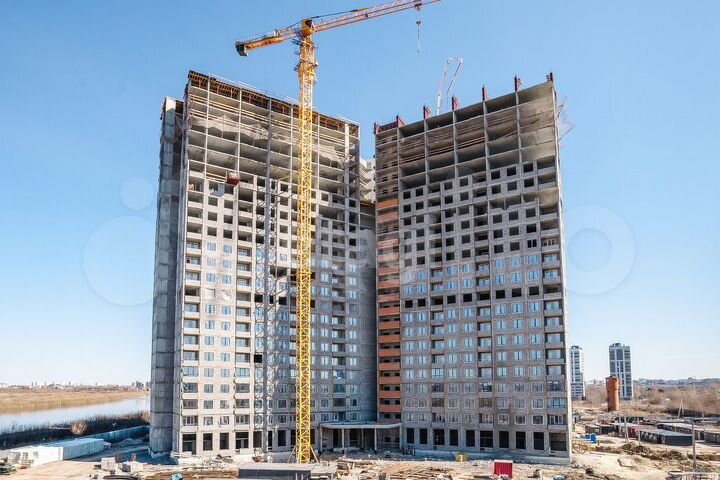 2-к. квартира, 93 м², 1/24 эт.