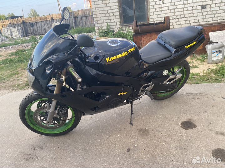 Kawasaki zxr400