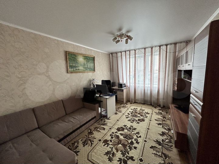 2-к. квартира, 66 м², 2/16 эт.