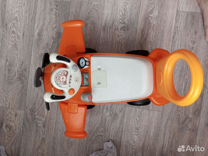 Машинка каталка с ручкой