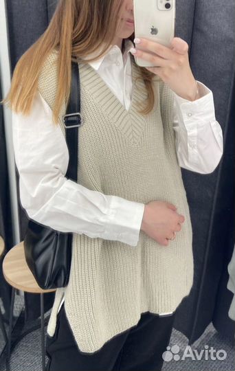 Жилетка женская вязаная