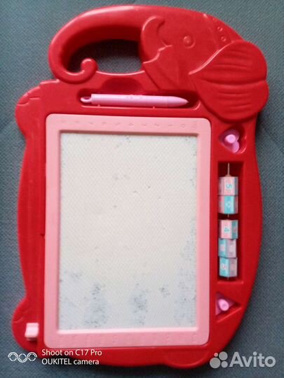 Игрушки, книги