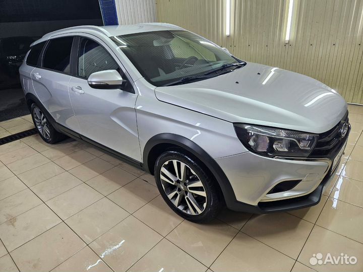 LADA Vesta Cross 1.8 AMT, 2018, 111 000 км