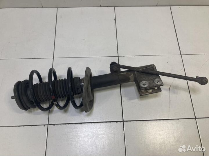 Амортизатор передний левый Citroen DS5 K