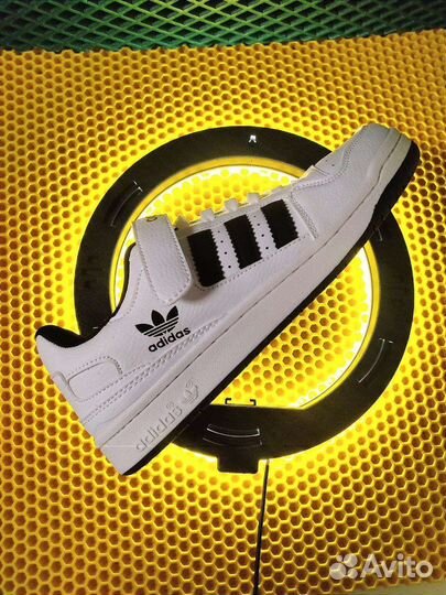 Кроссовки adidas мужские