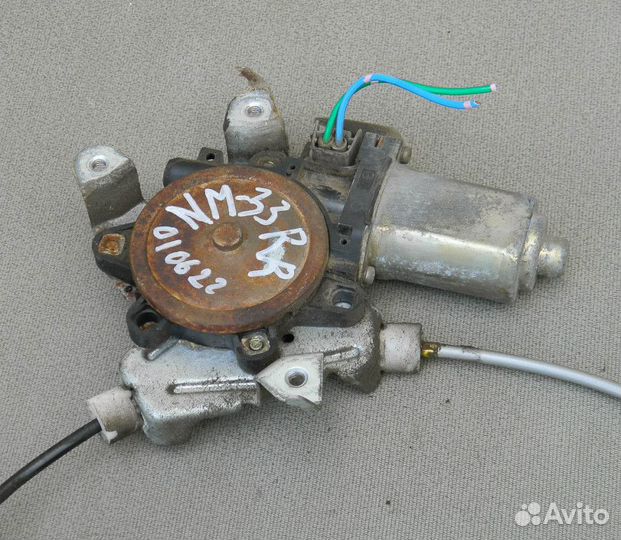 Стеклоподъемник задний правый Maxima A33