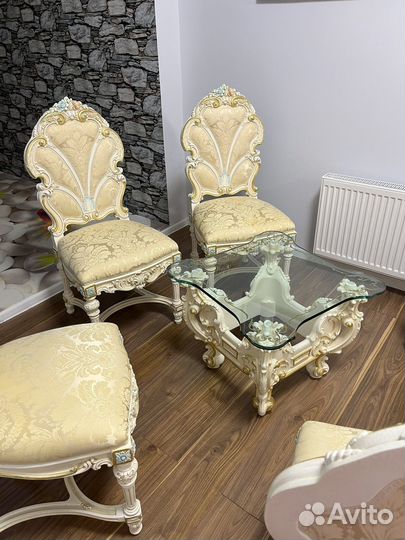 Гарнитур итальянского производителя Silik