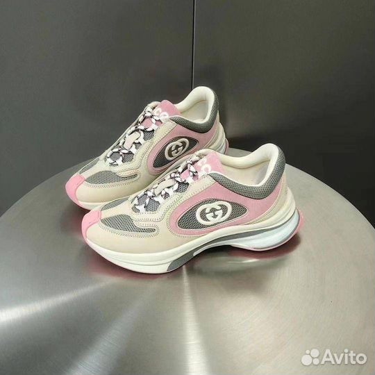 Кроссовки женские gucci