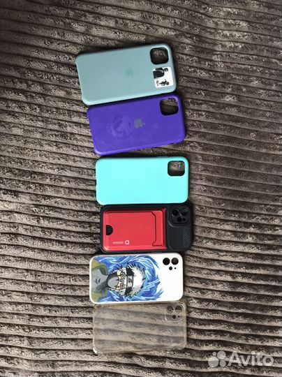 Чехлы на телефон iPhone 11