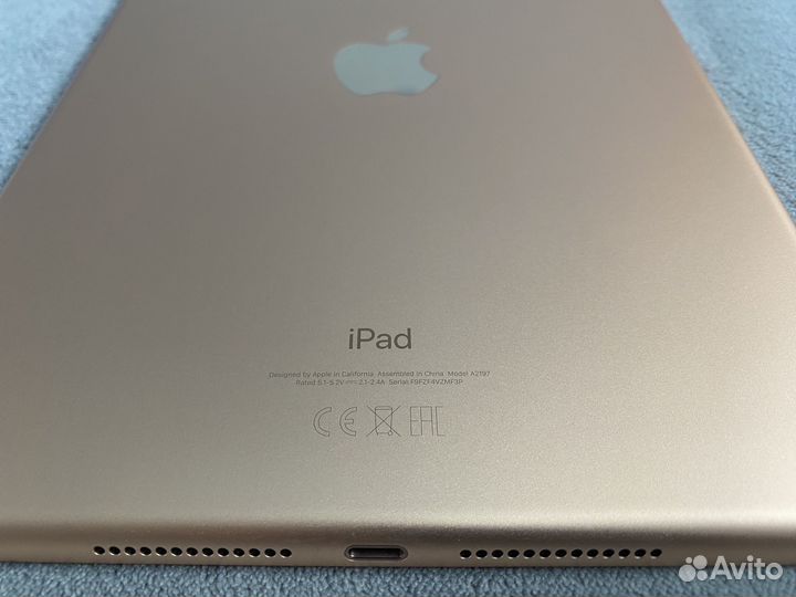 Планшет Apple iPad 7 Wi-Fi Gold 32 Gb
