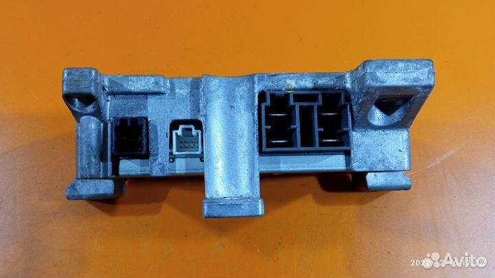 Блок управления рулевой рейки Mitsubishi Colt Z34