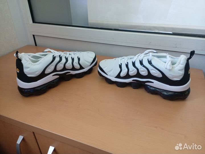 Кроссовки Nike Air Vapormax Plus