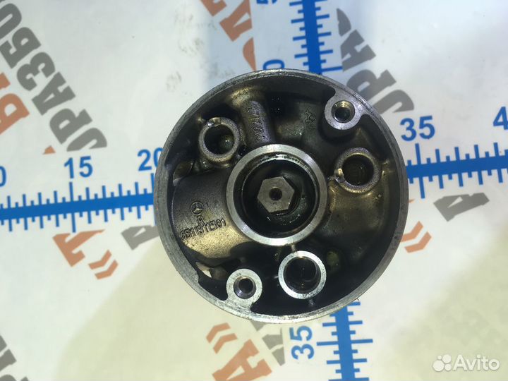 Мерседес Спринтер Насос масляный