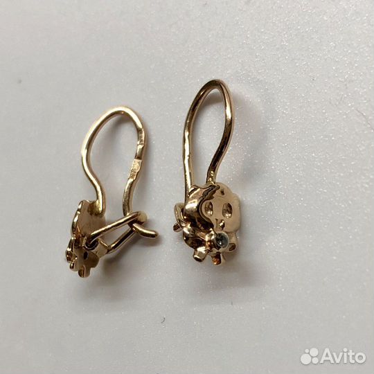 Золотые серьги 585 пробы