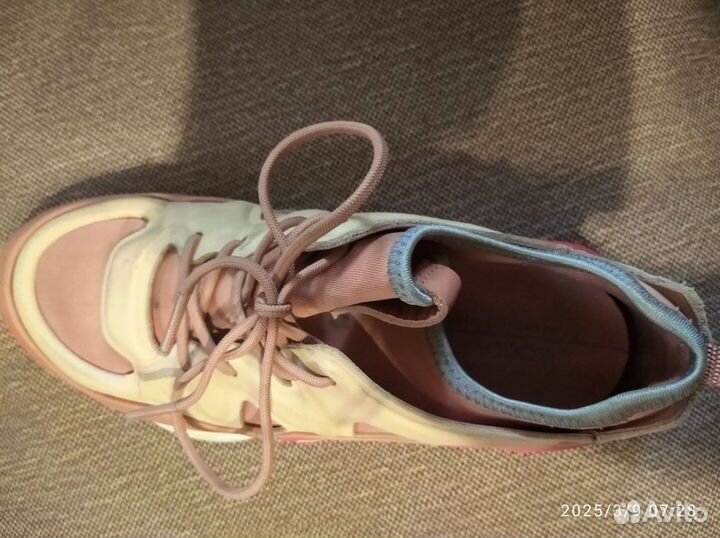 Кроссовки женские 36 размер натуральная кожа