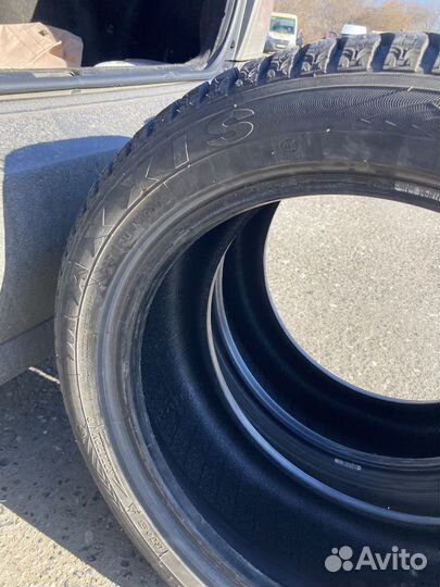 Maxxis Premitra Ice Nord NP5 215/50 R17