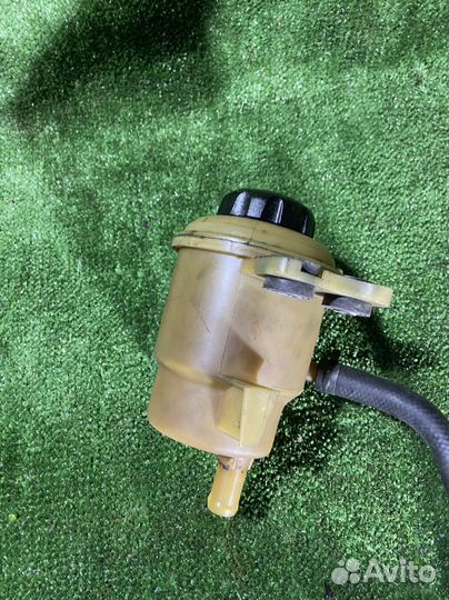 Бачок гур chevrolet captiva c100 2.4 z24sed