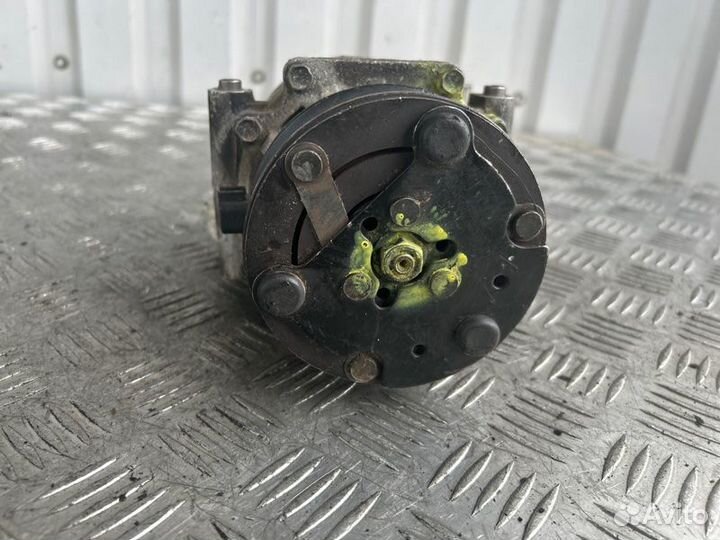 Компрессор кондиционера Ford Explorer U152 vsex